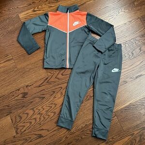 Nike 2 piece set